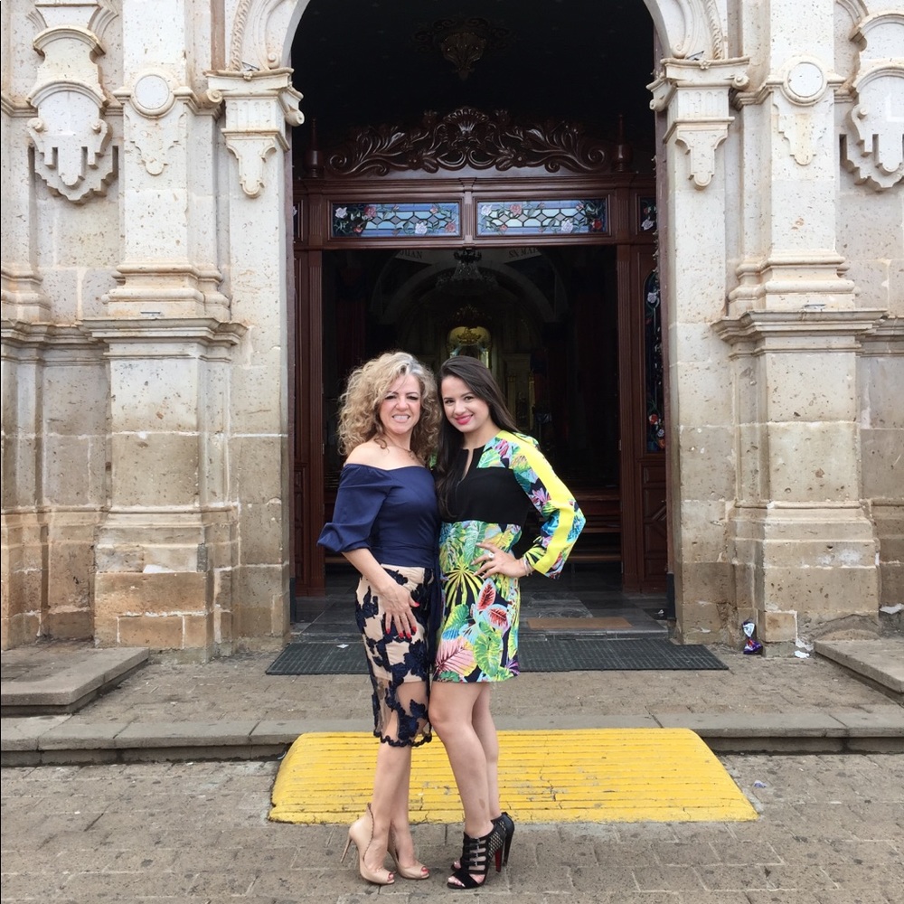 Bcbg dress size medium